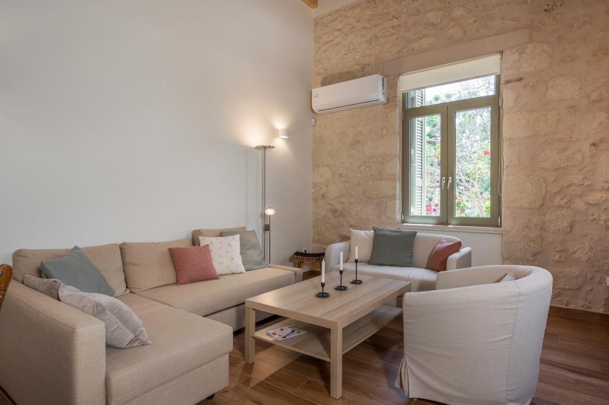 Lithos Holiday home