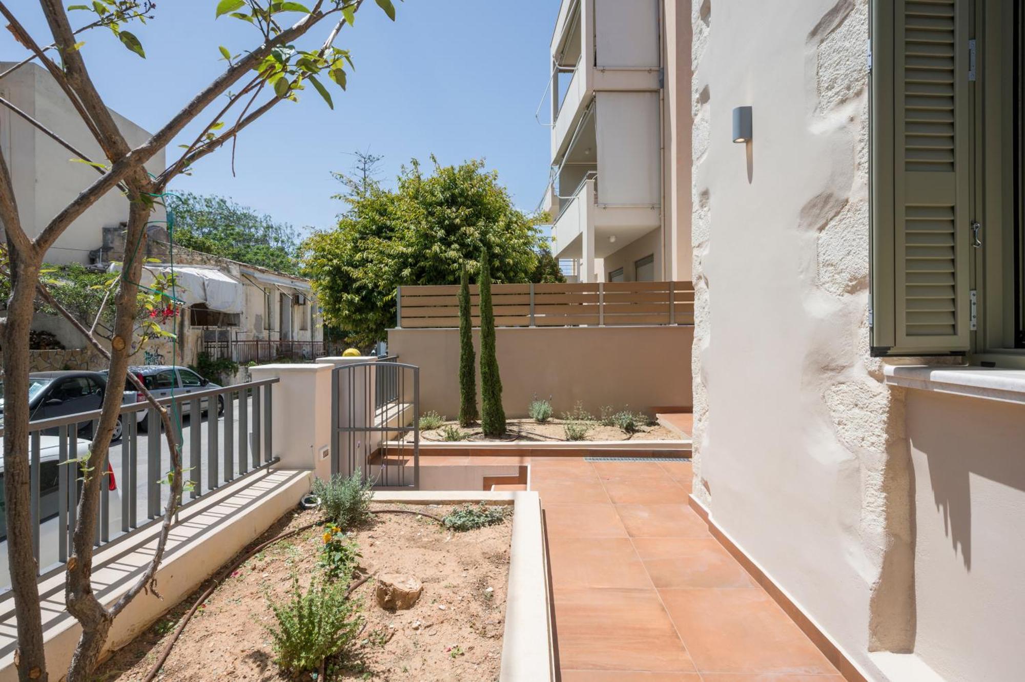 Lithos Holiday home